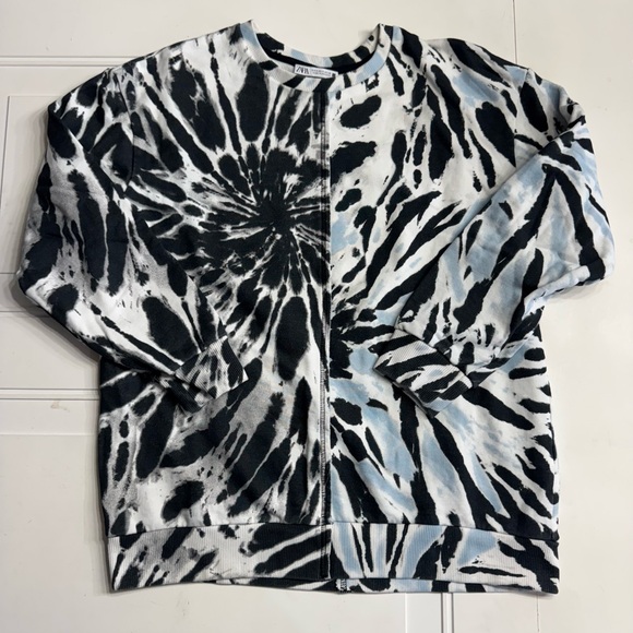 Zara Tops - Zara Blue Black Tie Dye Half and Half Oversized Crewneck Sweatshirt Size Small